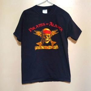 Pirates of Alaska "fish to ya die!" Unisex tee, adult sz S